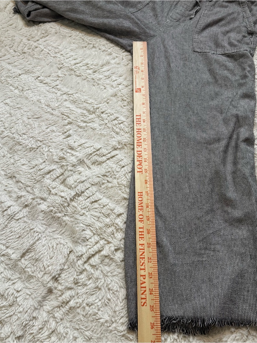 GAP Grey Pinstripe Linen Blend Wide Leg Pants Medium Raw Hem Flowy Boho Coastal - Picture 6 of 9